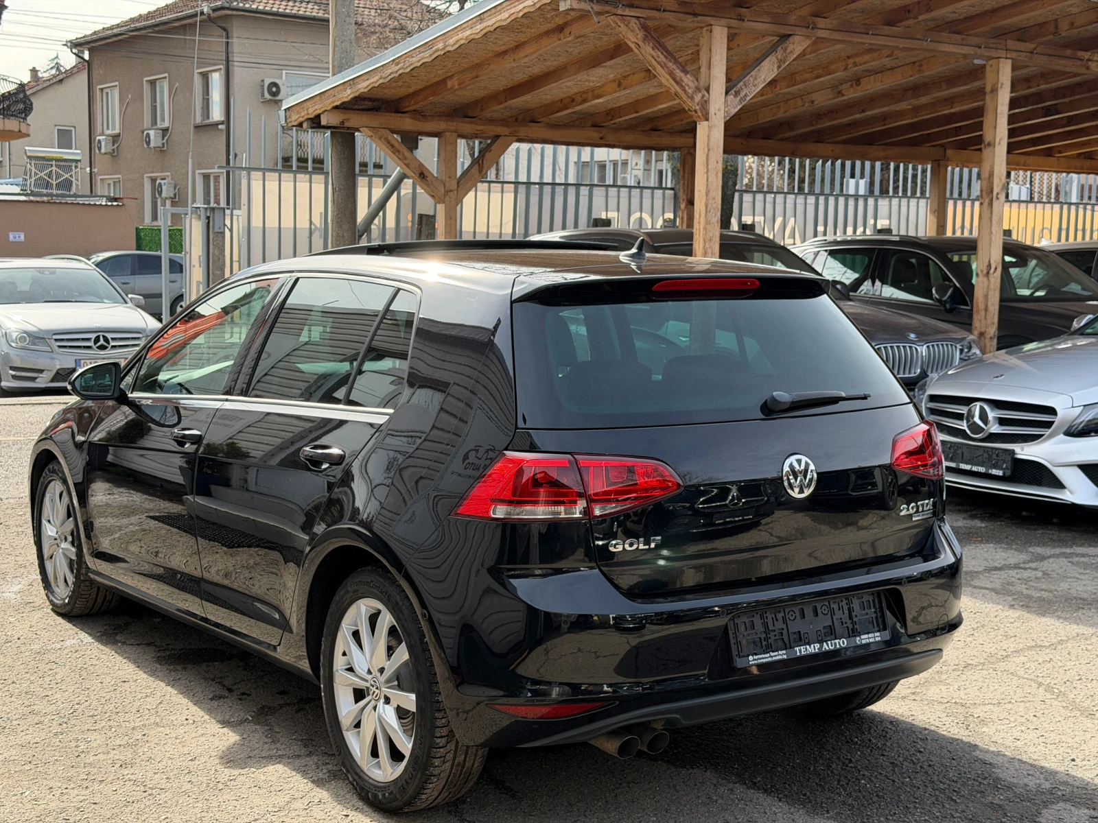 VW Golf 2.0TDI* DSG* СЕРВИЗНА КНИЖКА С ПЪЛНА ИСТОРИЯ - изображение 4