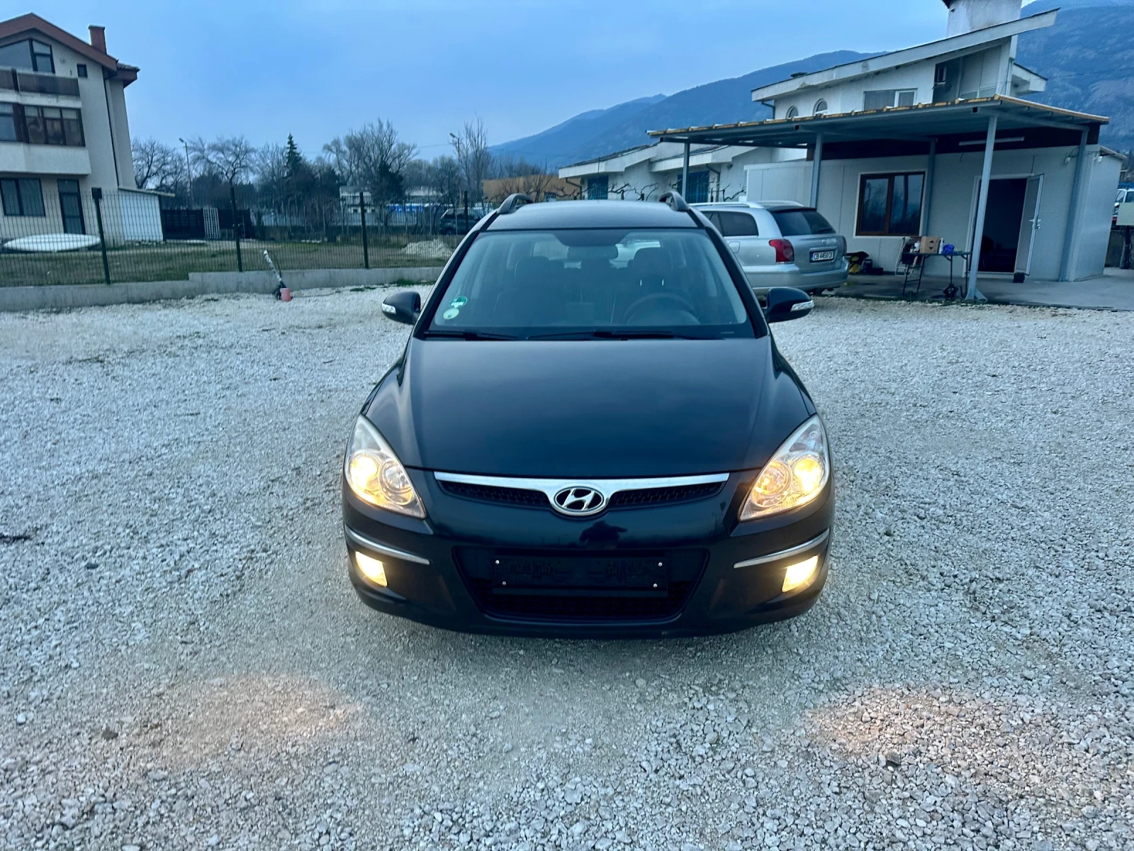 Hyundai I30 1.6/SW/FACELIFT/FULL/EXECUTIVE/126KS/, снимка 17 - Автомобили и джипове - 53733961