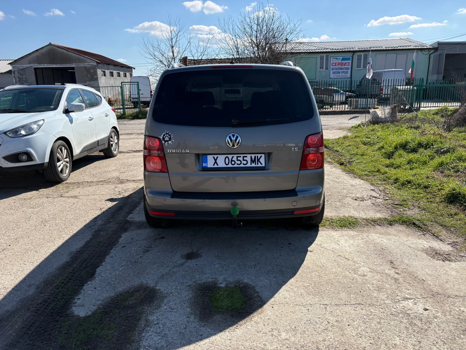 VW Touran, снимка 6 - Автомобили и джипове - 53772736