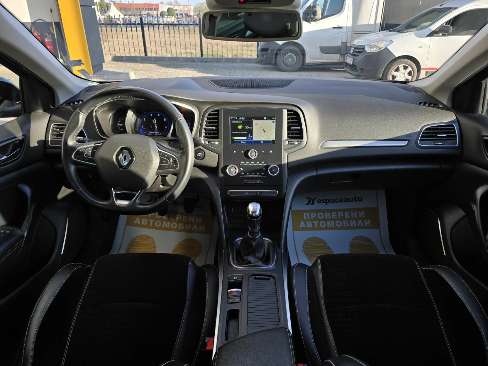 Renault Megane 1.3TCe/140к.с/Intens, снимка 8 - Автомобили и джипове - 53864541