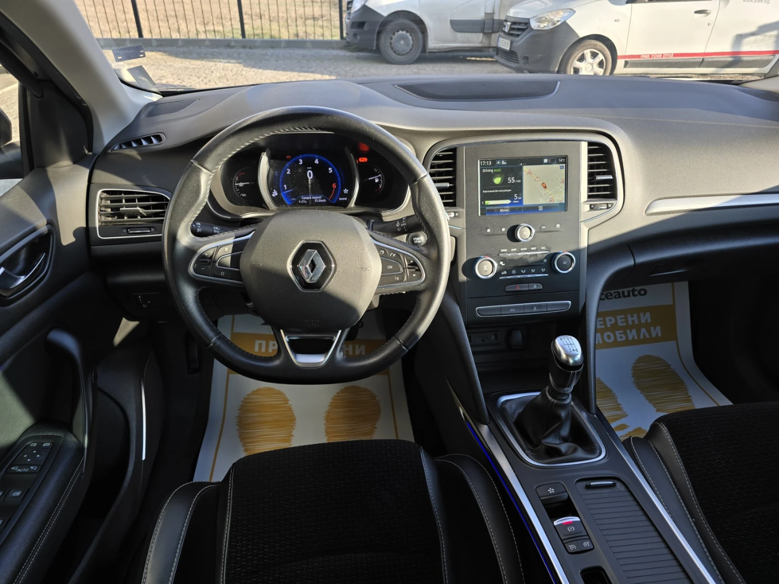 Renault Megane 1.3TCe/140к.с/Intens, снимка 9 - Автомобили и джипове - 53864541