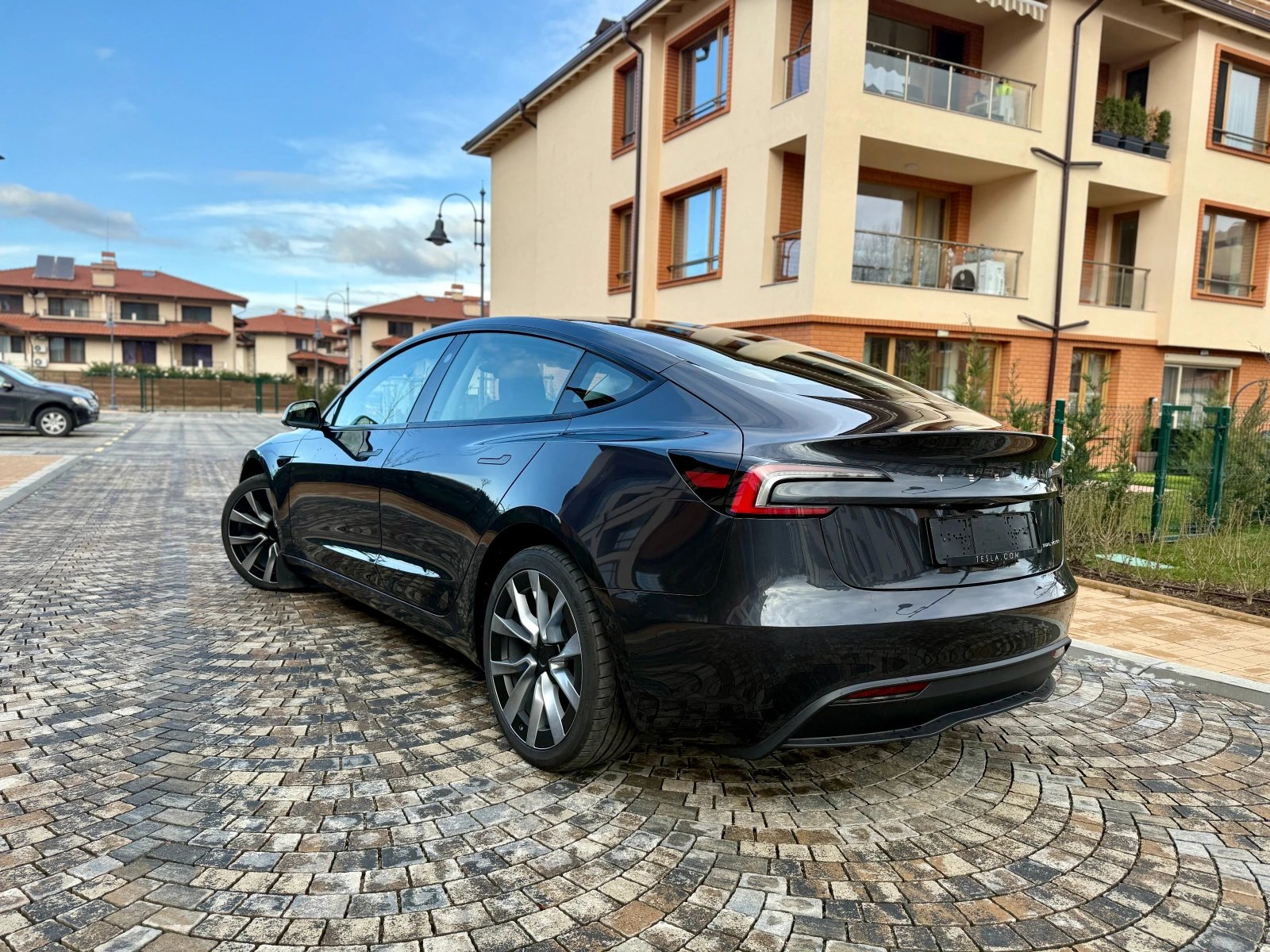 Tesla Model 3 Highland Long Range, снимка 6 - Автомобили и джипове - 54012331