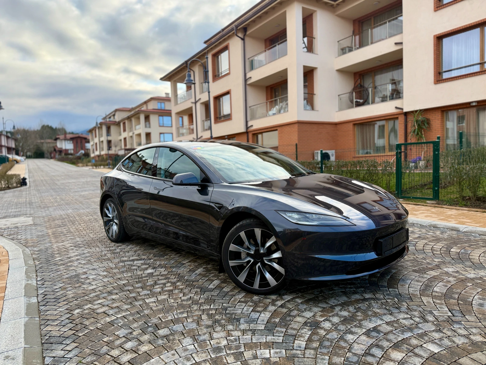Tesla Model 3 Highland Long Range, снимка 4 - Автомобили и джипове - 54012331