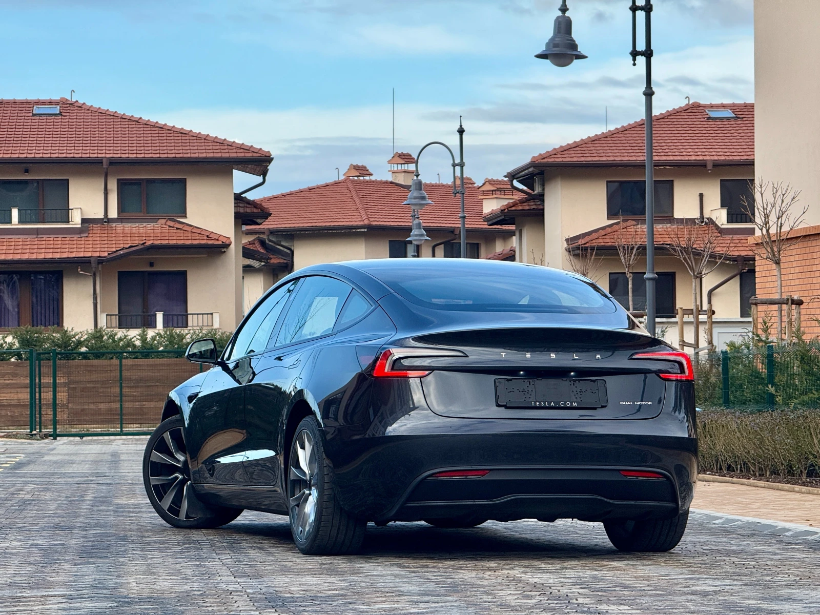 Tesla Model 3 Highland Long Range, снимка 9 - Автомобили и джипове - 54012331