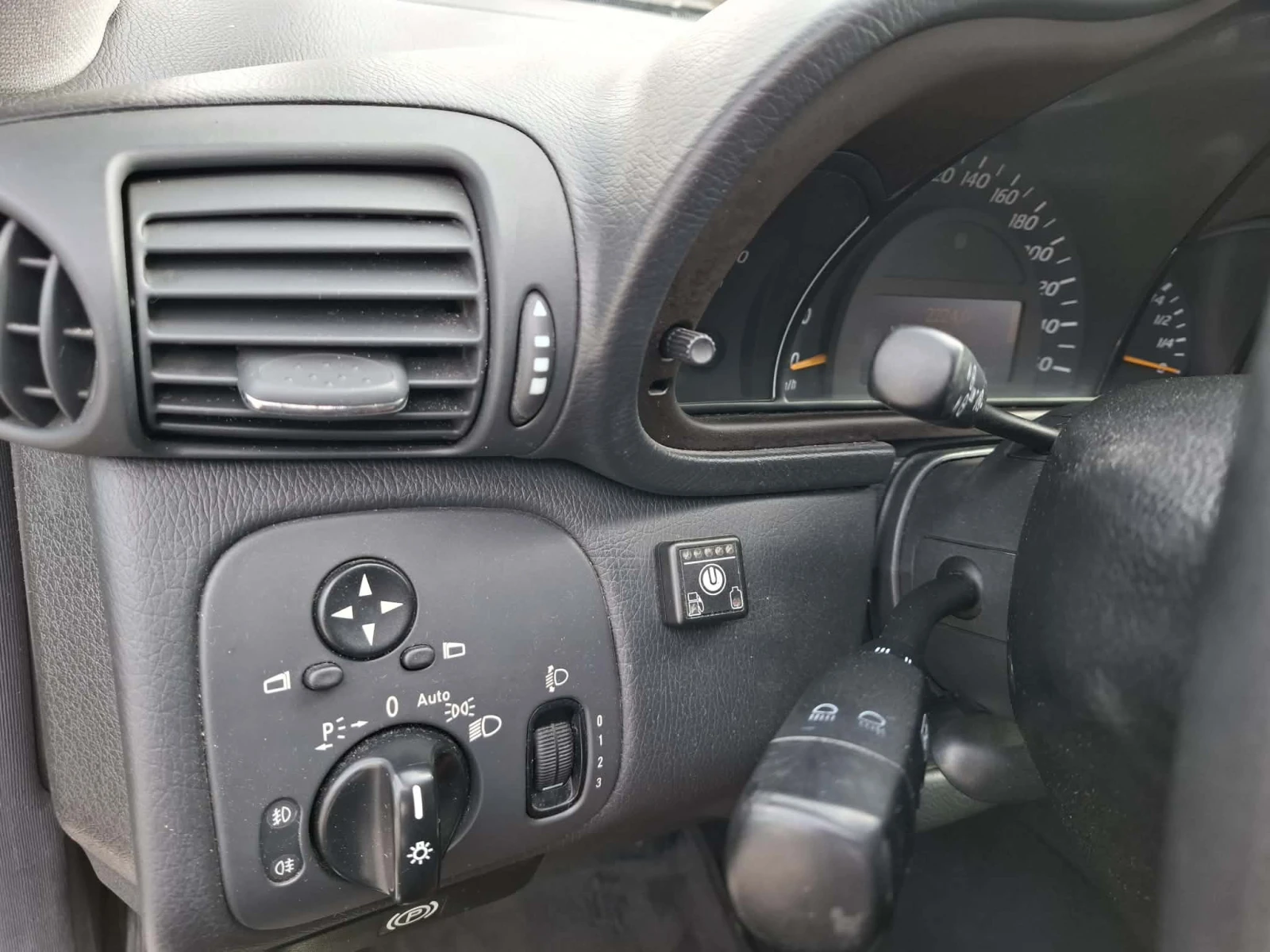 Mercedes-Benz B 200, снимка 12 - Автомобили и джипове - 54012802