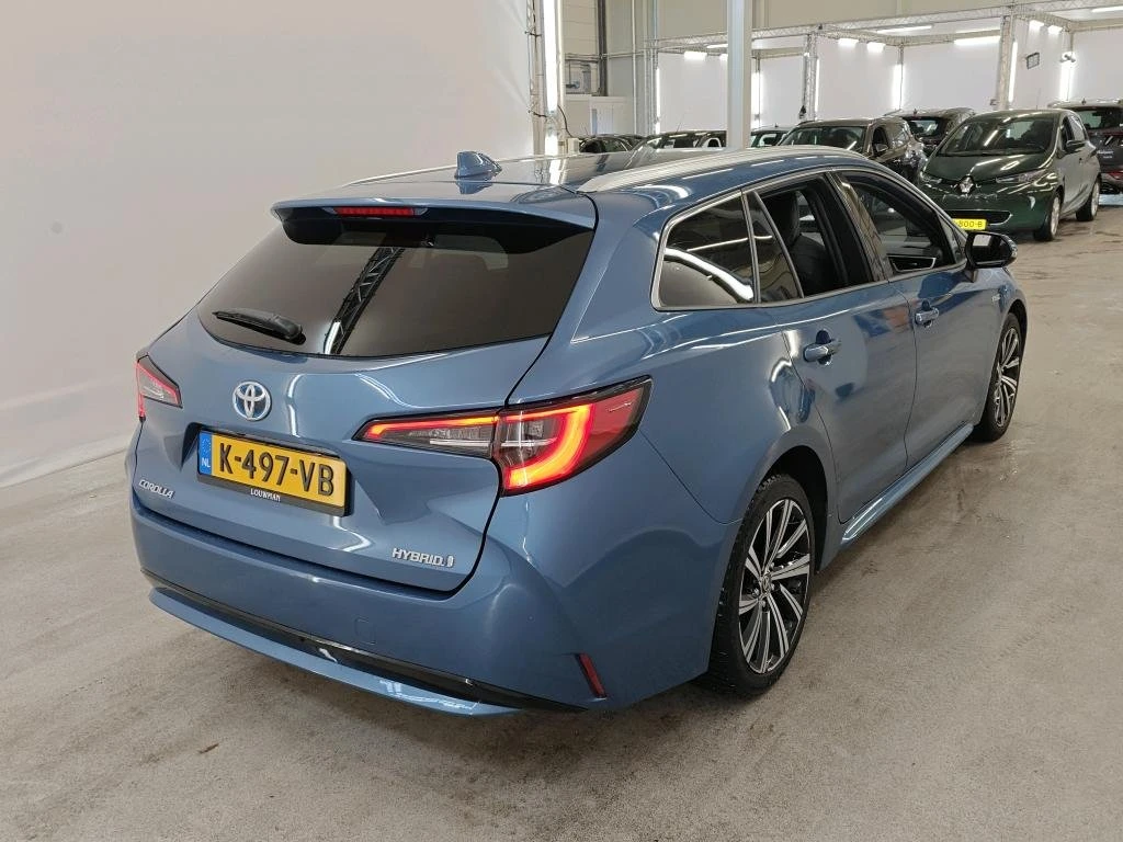 Toyota Corolla Touring Sports 1.8 Business, снимка 4 - Автомобили и джипове - 54119013