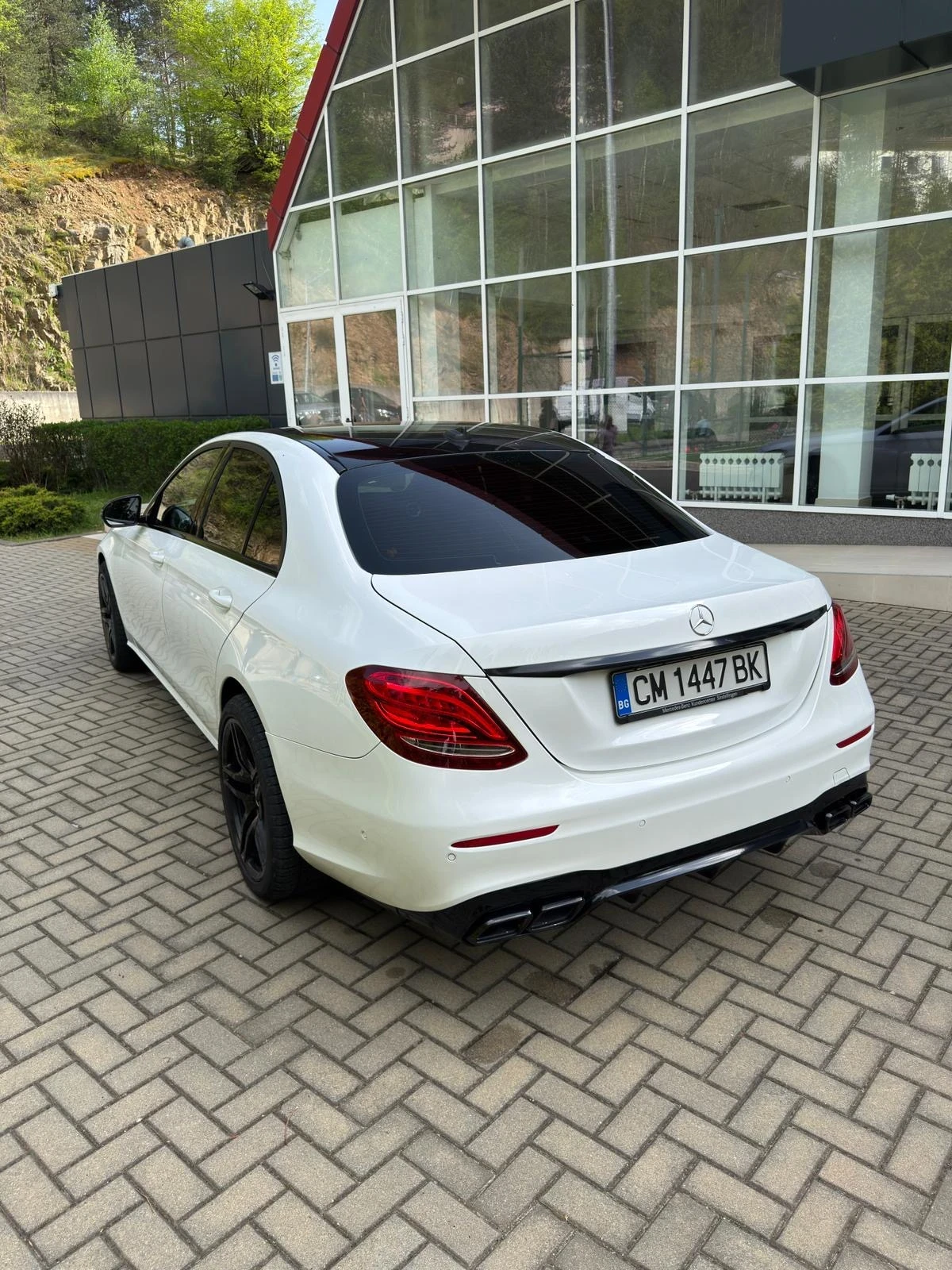 Mercedes-Benz E 220, снимка 9 - Автомобили и джипове - 54554992