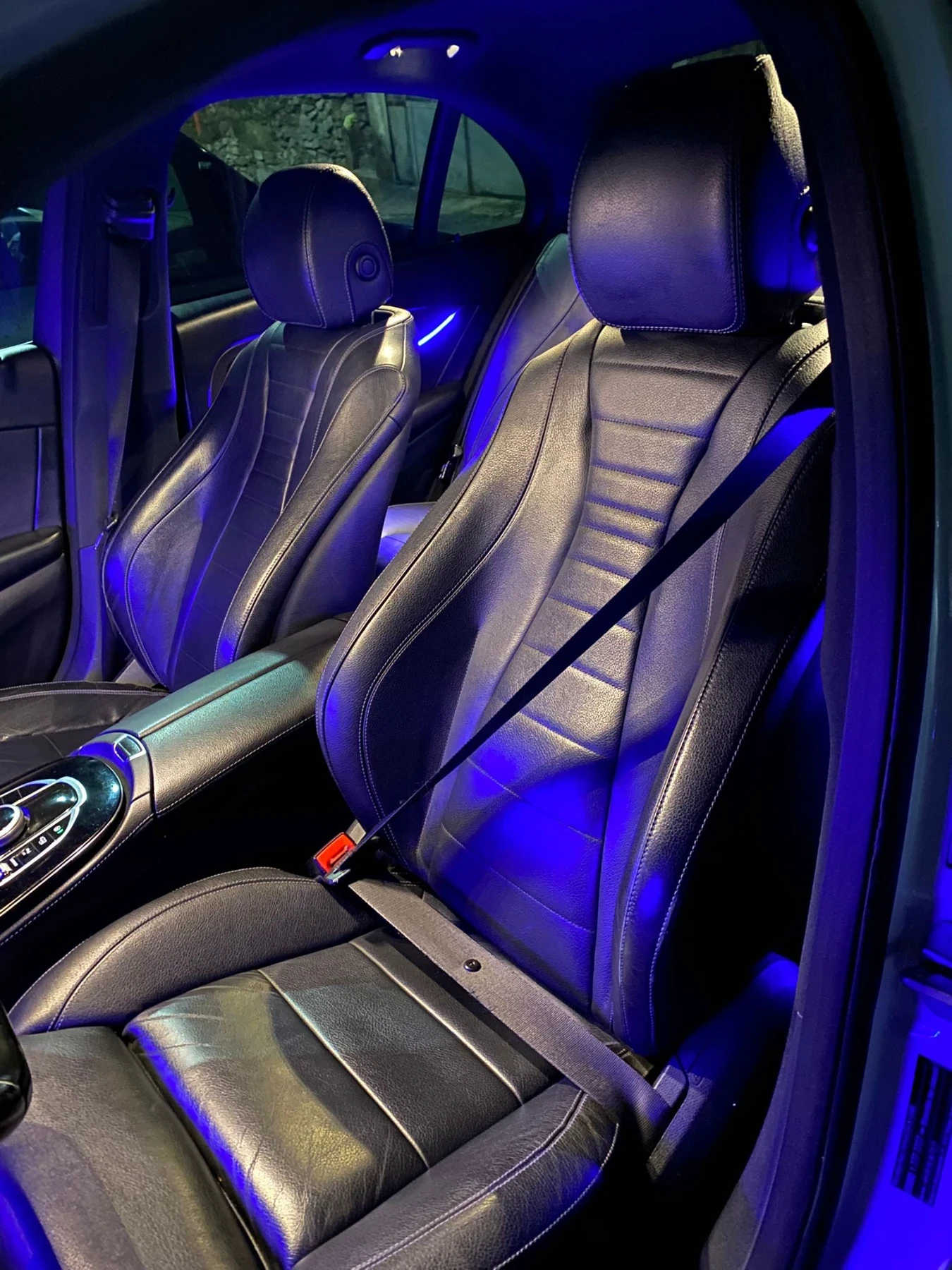 Mercedes-Benz E 220, снимка 17 - Автомобили и джипове - 54554992