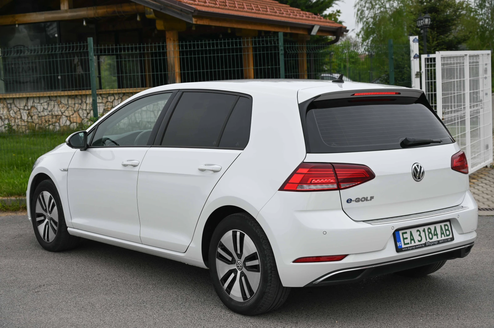VW Golf E-GOLF* 36KW* Germany, снимка 6 - Автомобили и джипове - 54597969