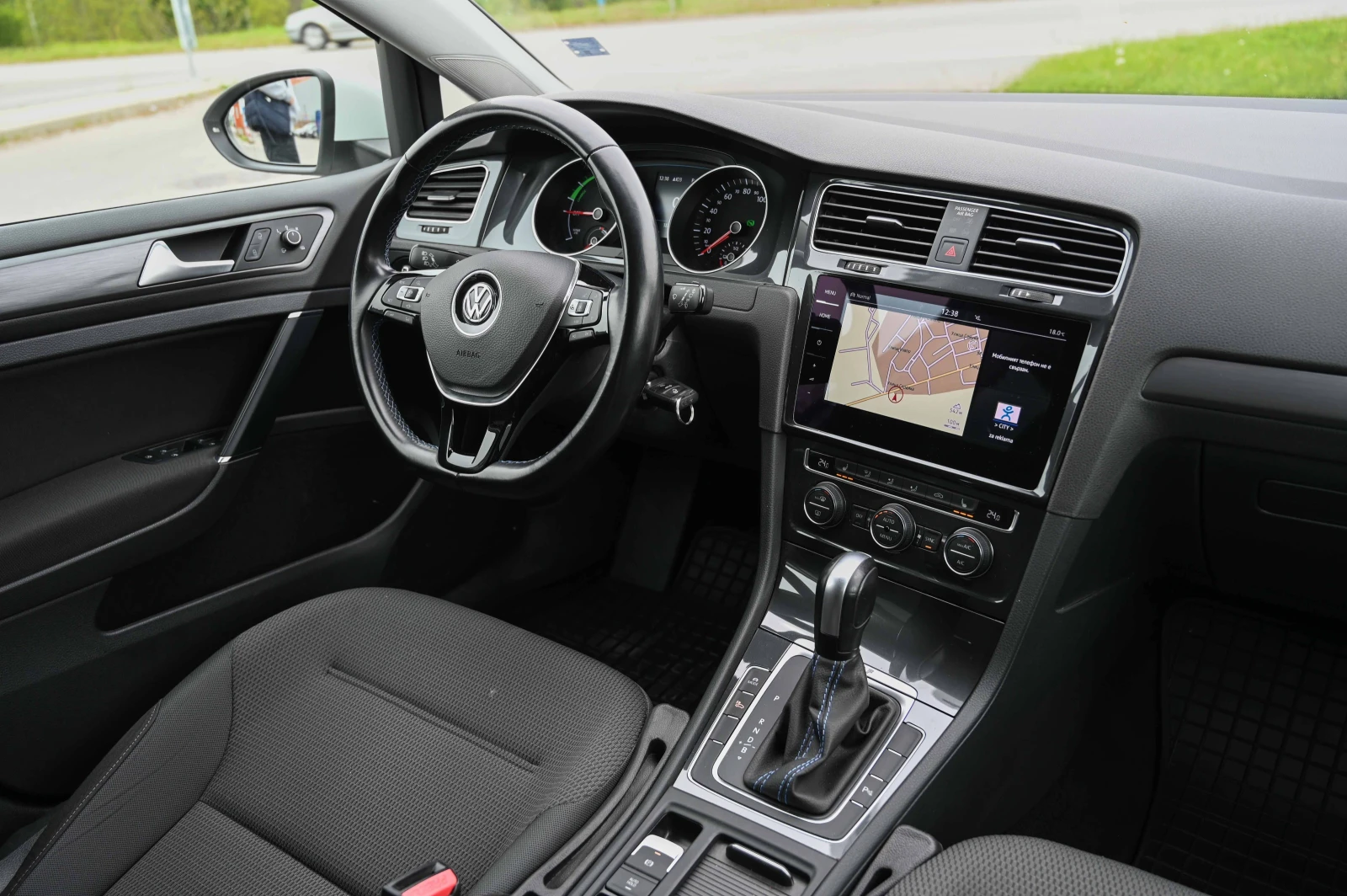 VW Golf E-GOLF* 36KW* Germany, снимка 9 - Автомобили и джипове - 54597969