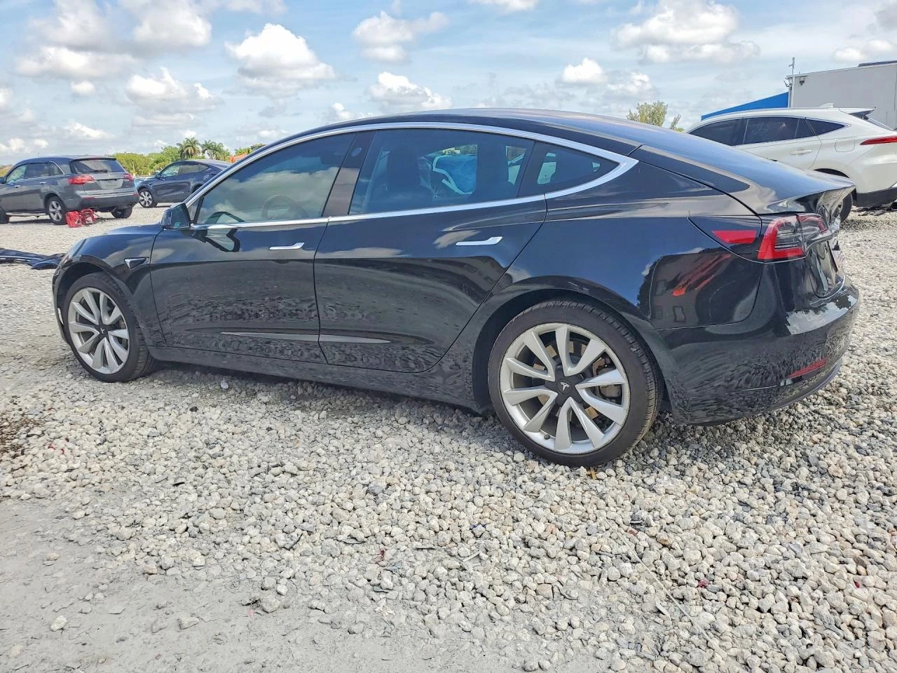 Tesla Model 3 LONG RANGE, снимка 2 - Автомобили и джипове - 54775441
