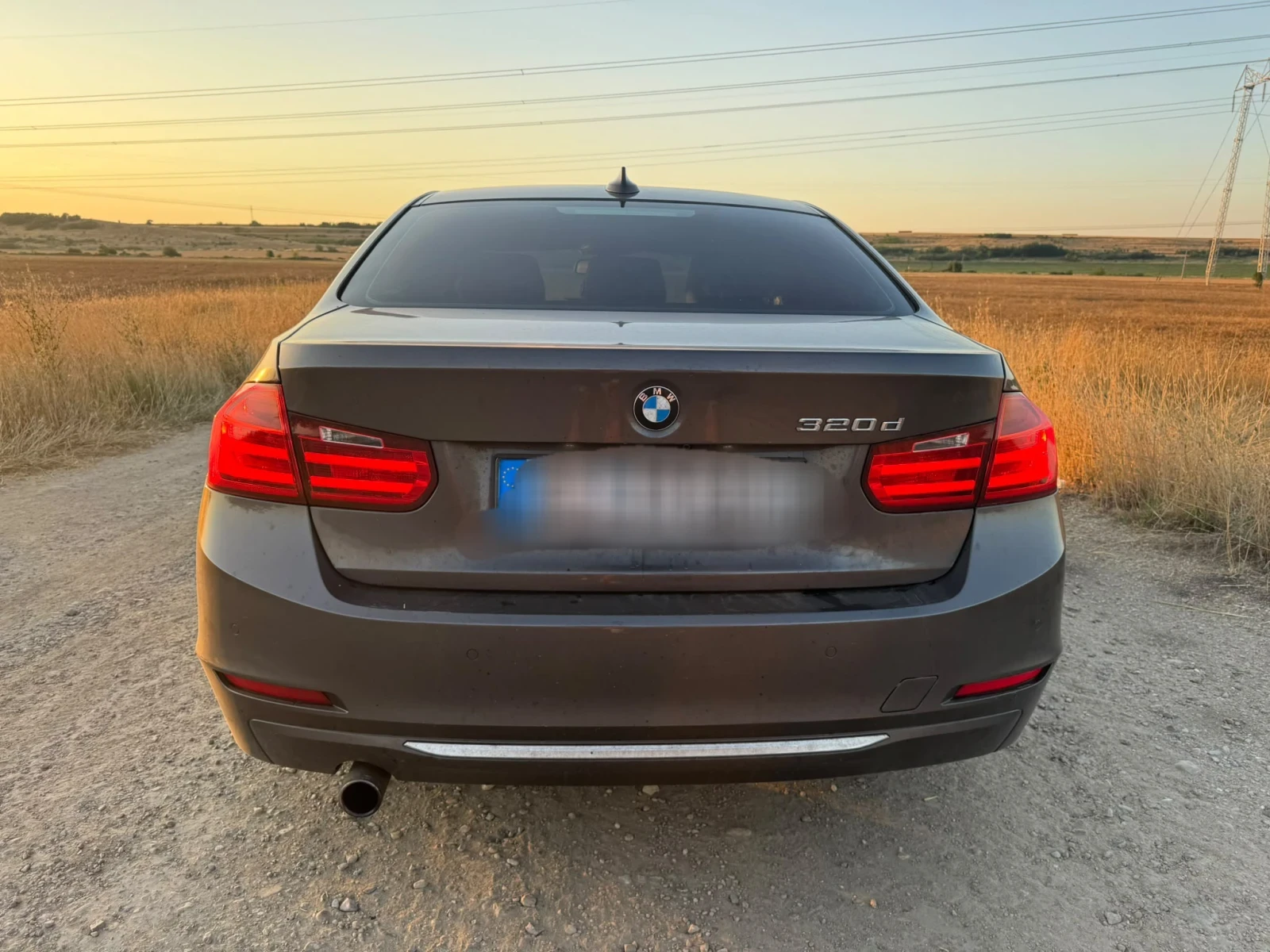 BMW 320 223000 KM 8ZF, снимка 6 - Автомобили и джипове - 55104576