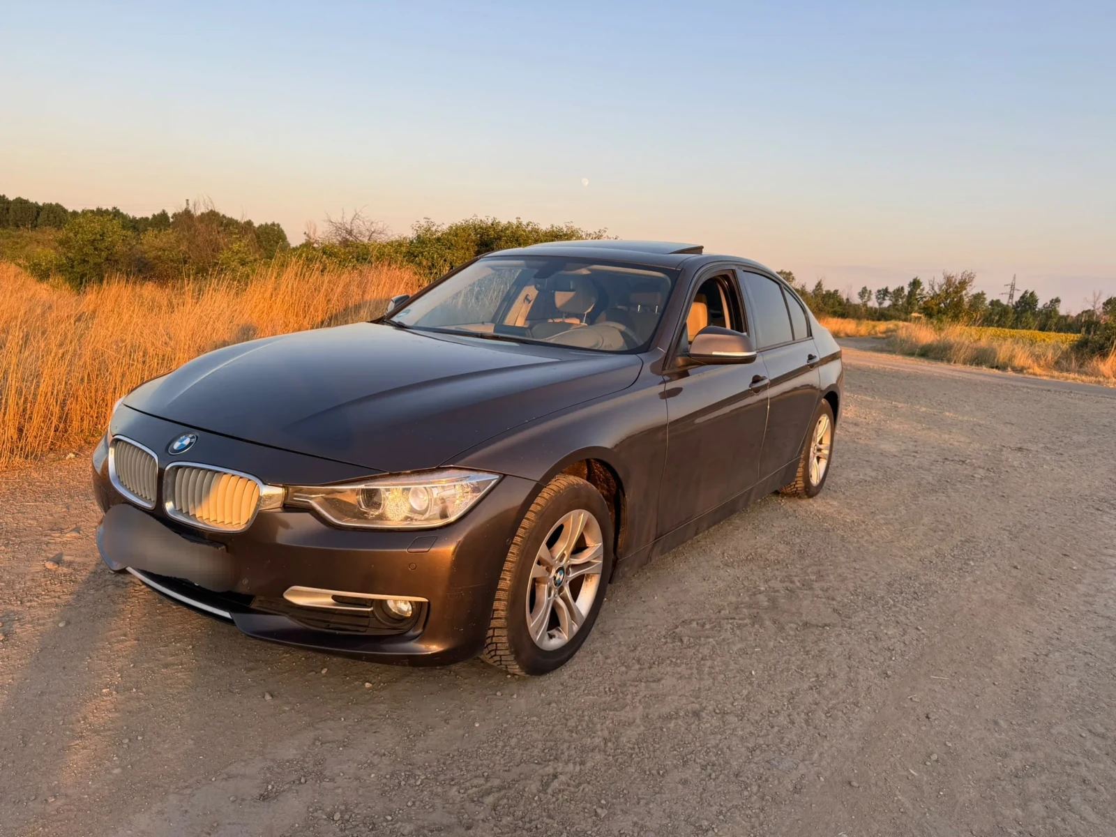 BMW 320 223000 KM 8ZF, снимка 3 - Автомобили и джипове - 55104576