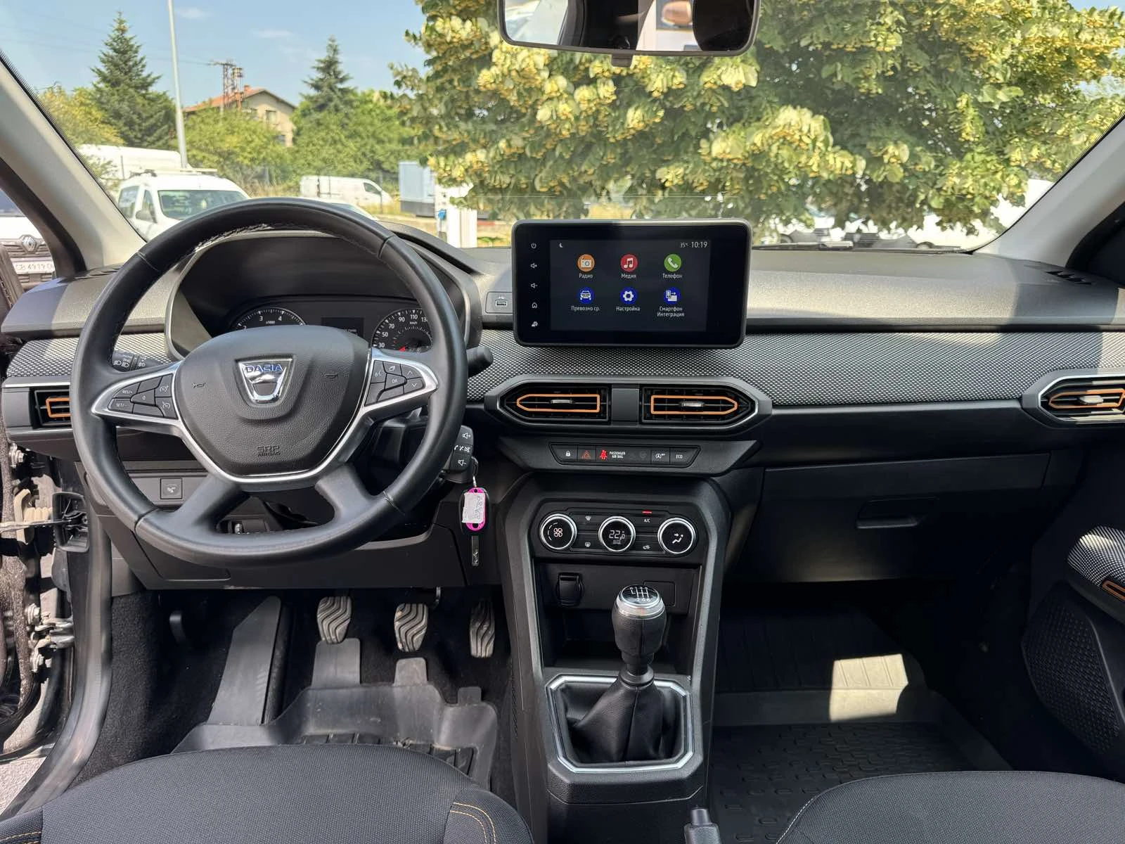 Dacia Sandero 1.0Tce STEPWAY, снимка 14 - Автомобили и джипове - 55118144