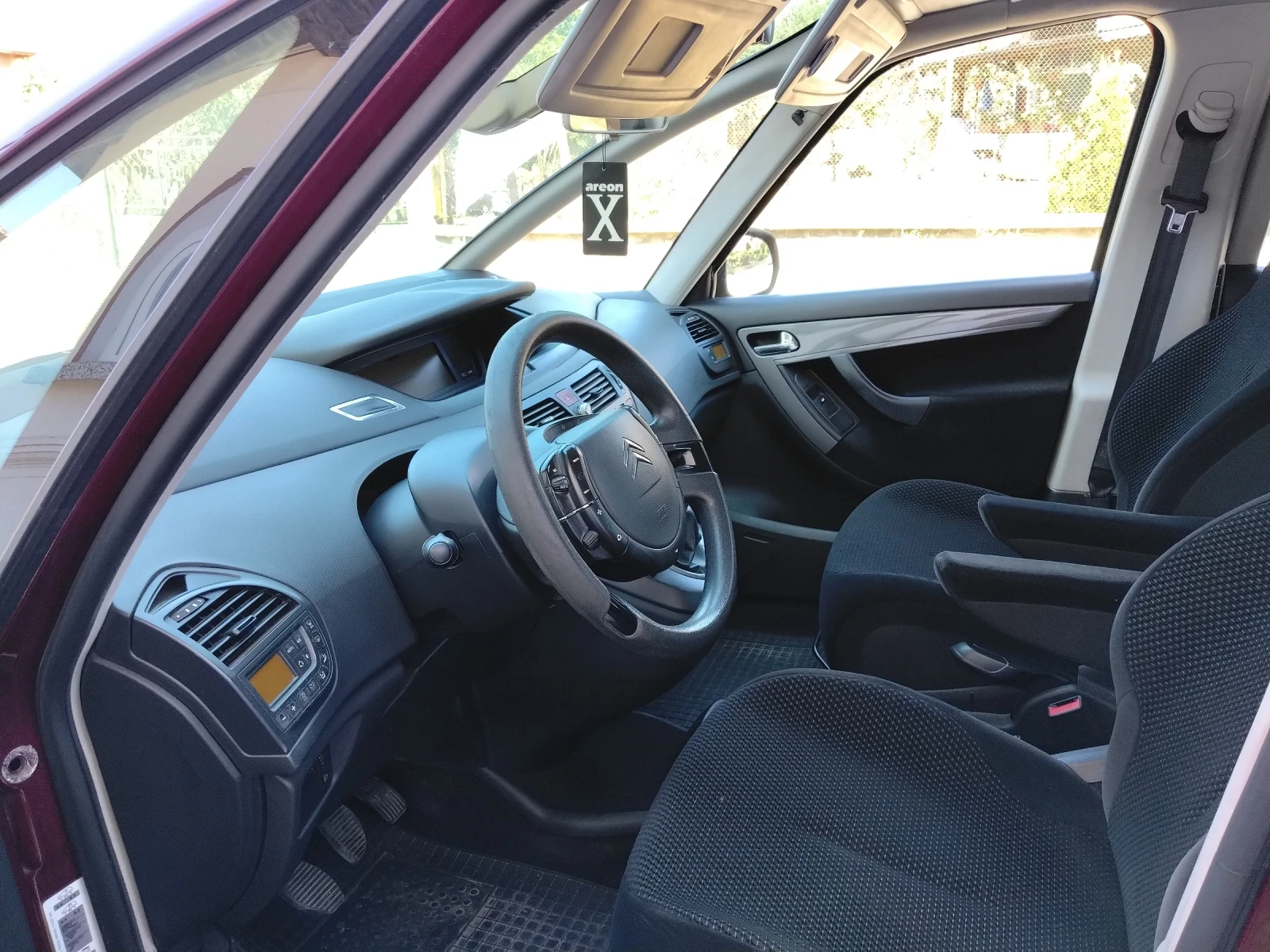 Citroen C4 Picasso 1.8 ���-������, �����������, 125 �. �.  | Mobile.bg � ����������� 10