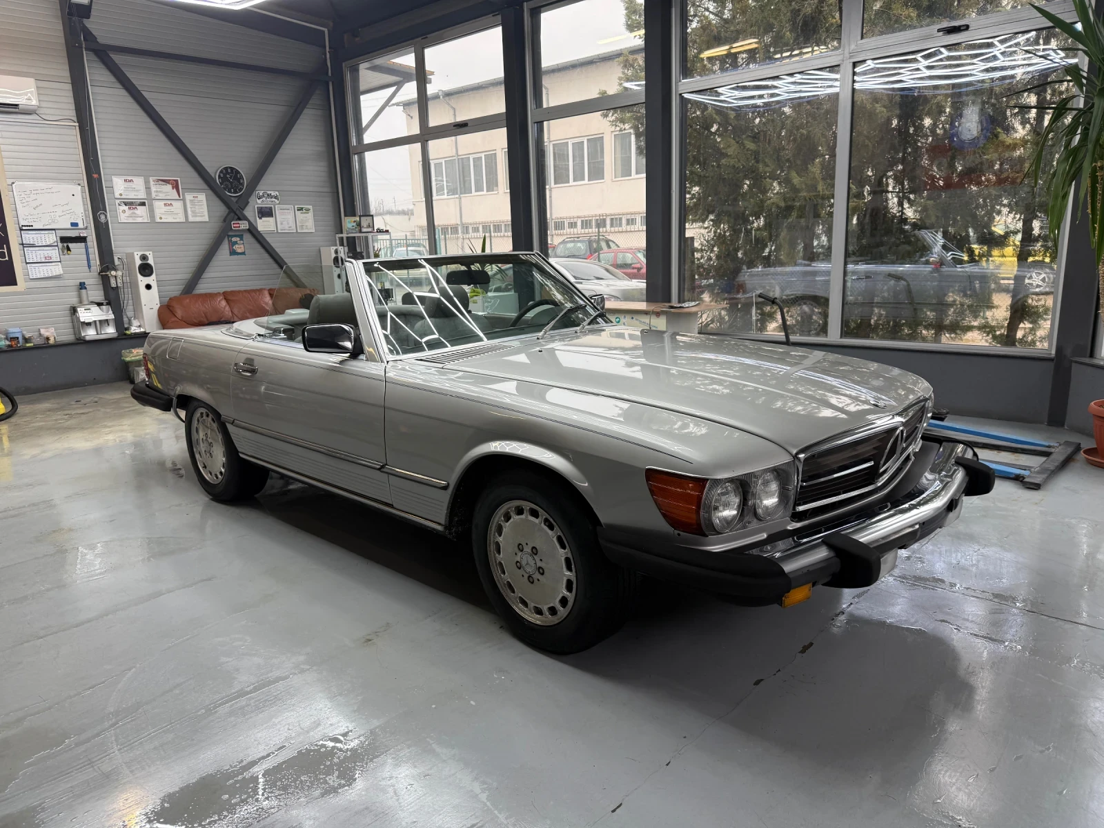 Mercedes-Benz SL Sl 560