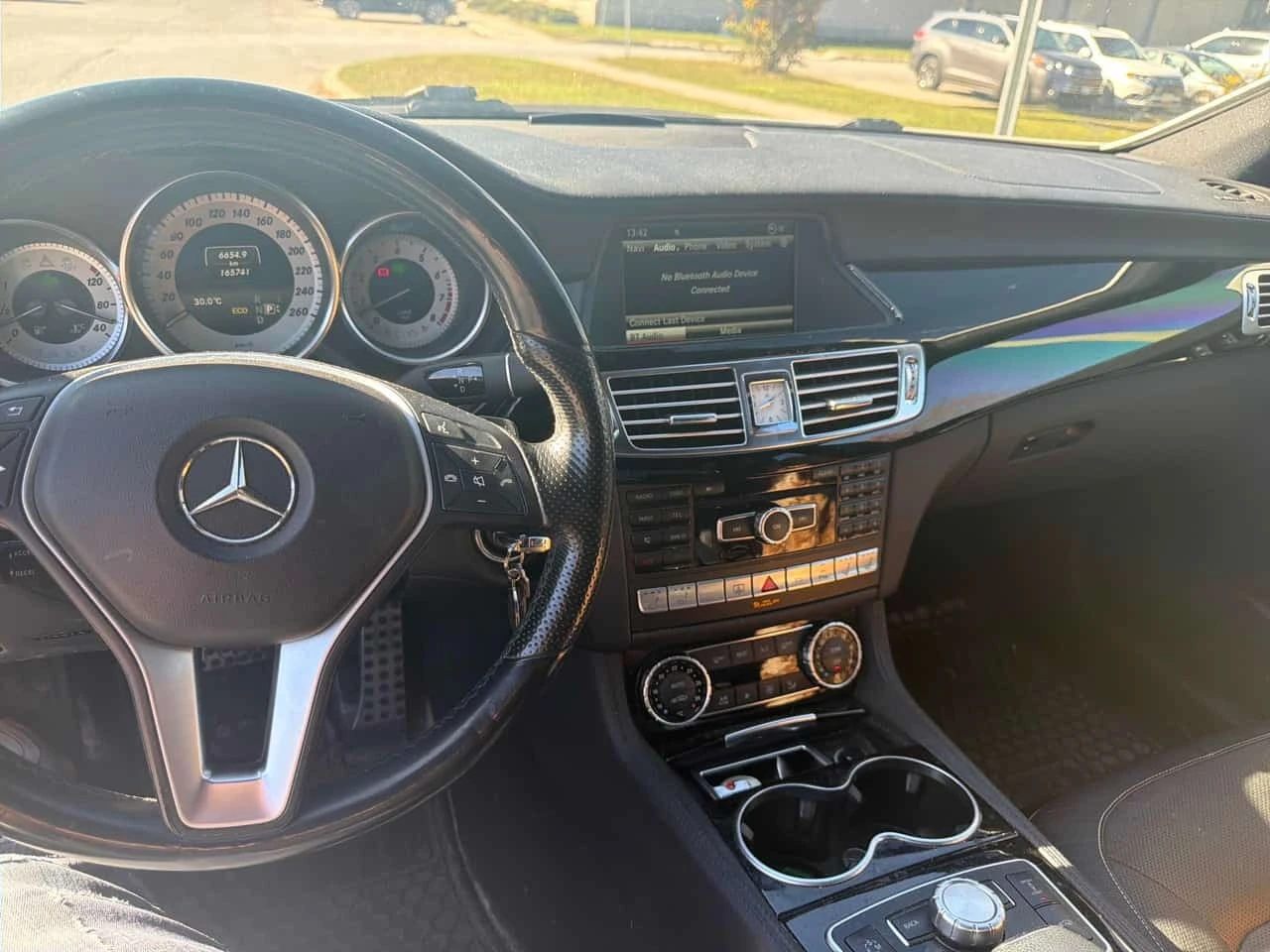 Mercedes-Benz CLS 550 * CARFAX * ��������� * ������� *  | Mobile.bg � ����������� 9