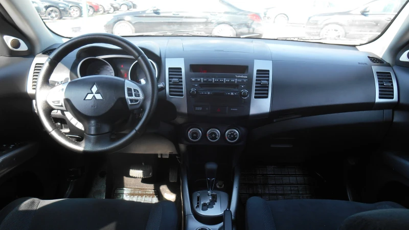 Mitsubishi Outlander 2.4i* 170* k.c* AVTOMAT* GAZ, снимка 13 - Автомобили и джипове - 49200593