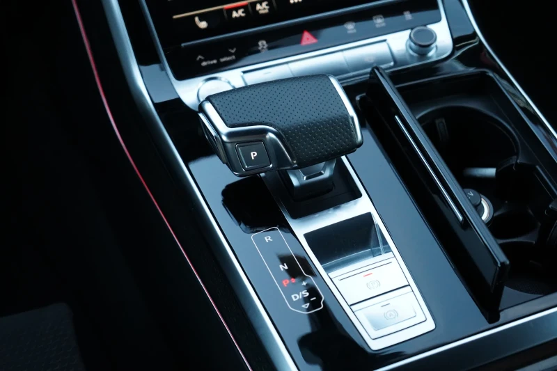 Audi Q7 50 TDI* S LINE* QUATTRO* BOSE* 7 МЕСТЕН, снимка 13 - Автомобили и джипове - 52527179