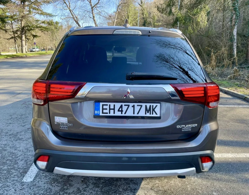 Mitsubishi Outlander GT 3.0 V6, снимка 5 - Автомобили и джипове - 53504164