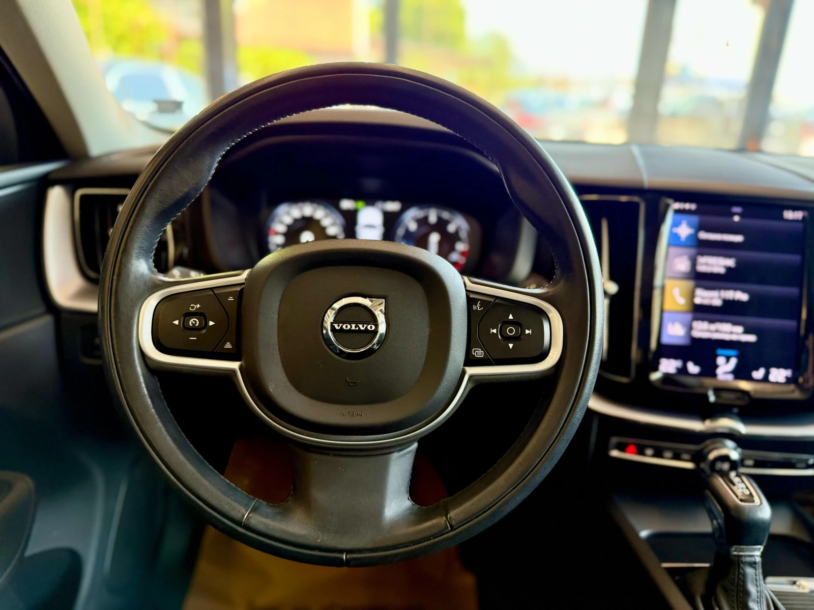Volvo XC60 D4* Keyless* Лизинг - изображение 10