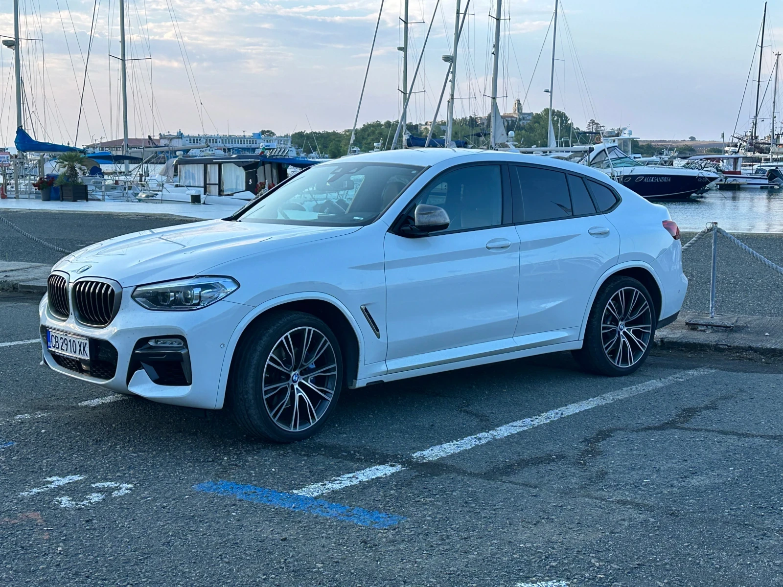 BMW X4 M40D Competition 327hp, X Drive, Head Up, Памет, снимка 16 - Автомобили и джипове - 53852972