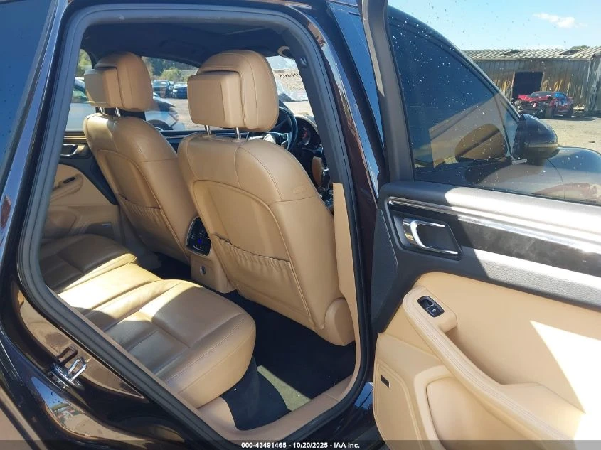 Porsche Macan 3.0L V-6 DI, DOHC, VVT, TURBO, 340HP All Wheel | Mobile.bg   14