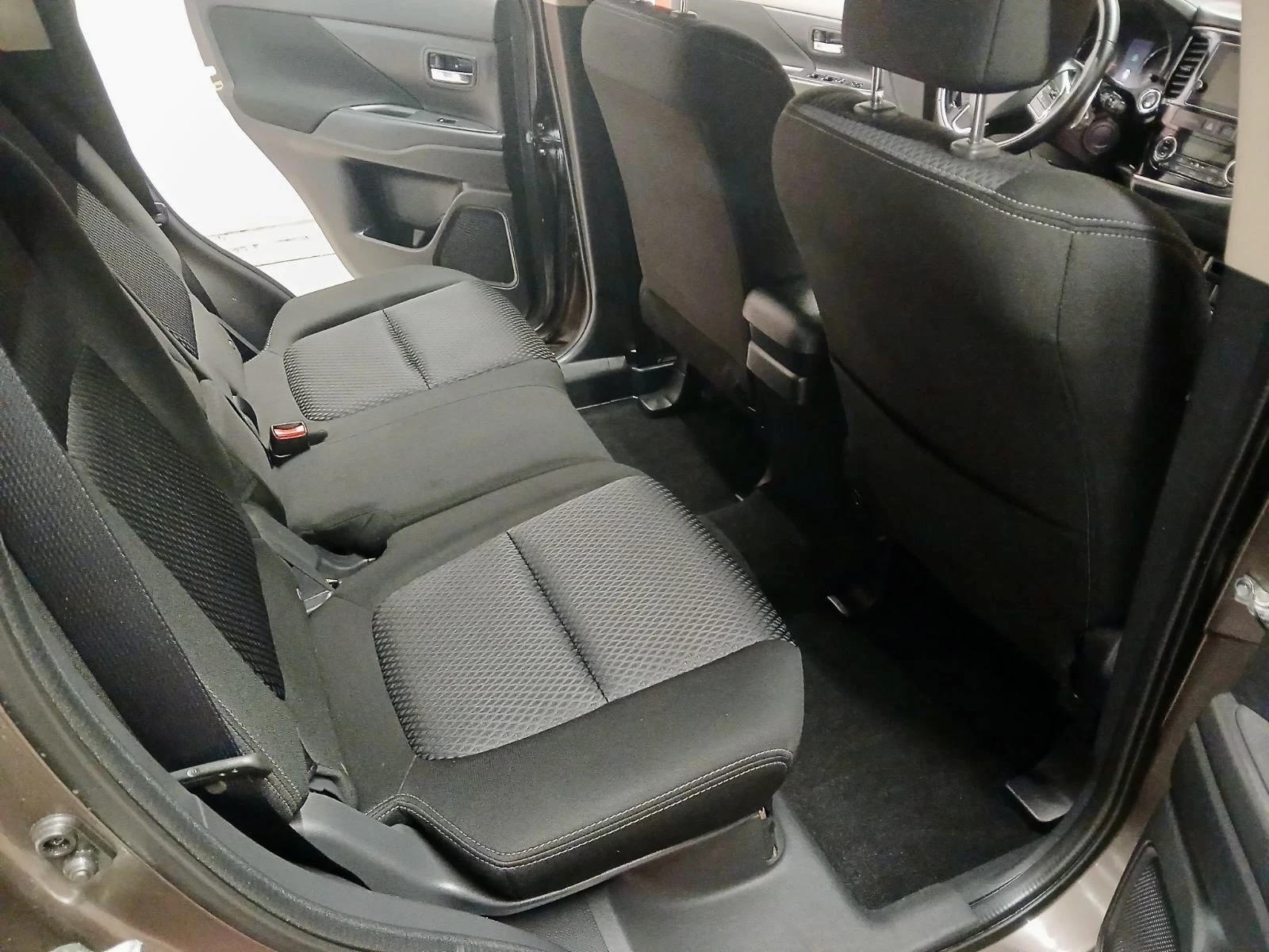 Mitsubishi Outlander GT 3.0 V6 | Mobile.bg � ����������� 14