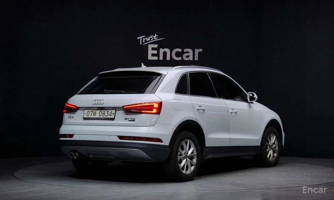 Audi Q3 30 TDI Quattro Design Line | Цена до България, снимка 2 - Автомобили и джипове - 53994136