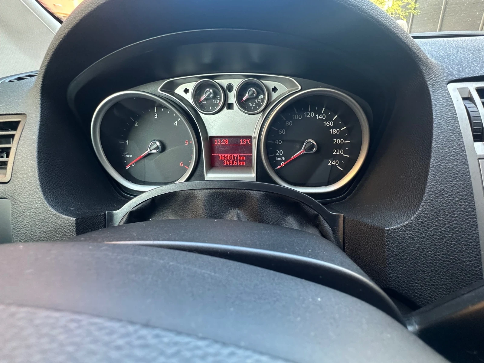 Ford Kuga AWD 4x4, снимка 8 - Автомобили и джипове - 54080206