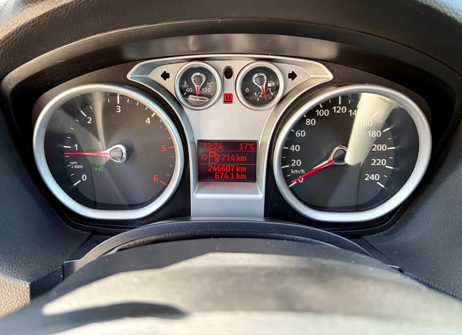 Ford Kuga ����� ����������* 4x4* �����������* ���. ��������* | Mobile.bg � ����������� 10