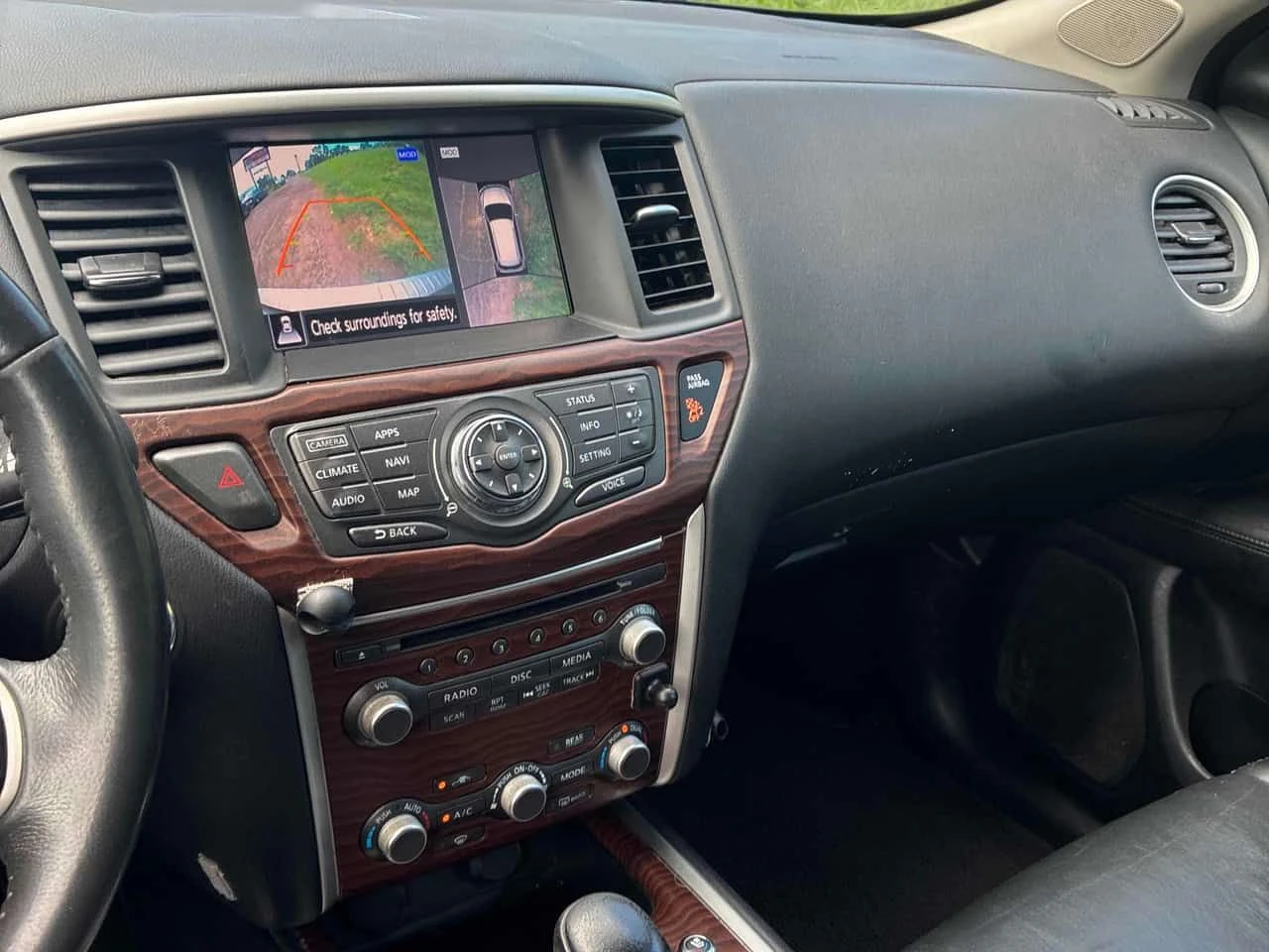 Nissan Pathfinder * 4WD 4dr * АВТОКРЕДИТ БЕЗ ПЪРВОНАЧАЛНА ВНОСКА* , снимка 17 - Автомобили и джипове - 54993470