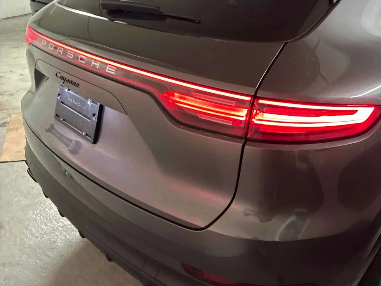 Porsche Cayenne  AWD / ДИСТРОНИК / 360 / ОБДУХВАНЕ , снимка 5 - Автомобили и джипове - 55392513
