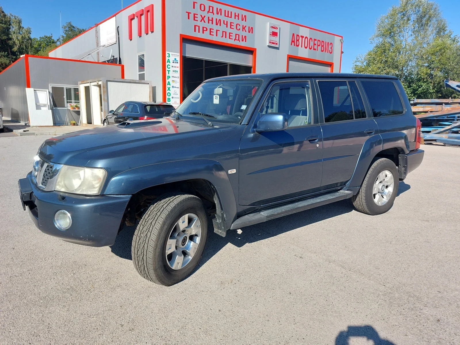 Nissan Patrol Джип, снимка 3 - Автомобили и джипове - 55974731