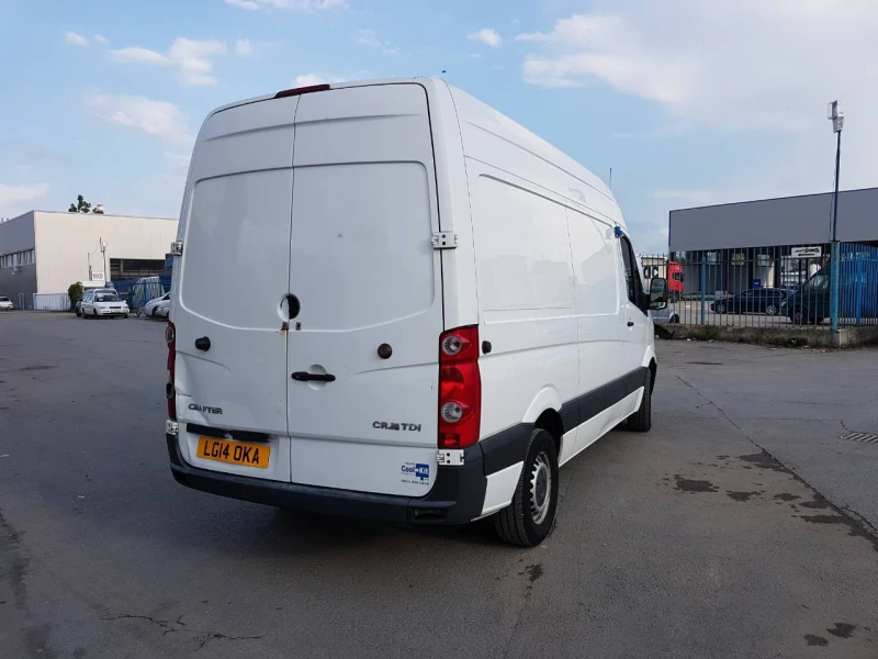 VW Crafter, снимка 3 - Бусове и автобуси - 47144906