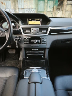 Mercedes-Benz E 350 4 MATIC, снимка 8
