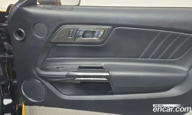 Ford Mustang GT Convertible, снимка 13