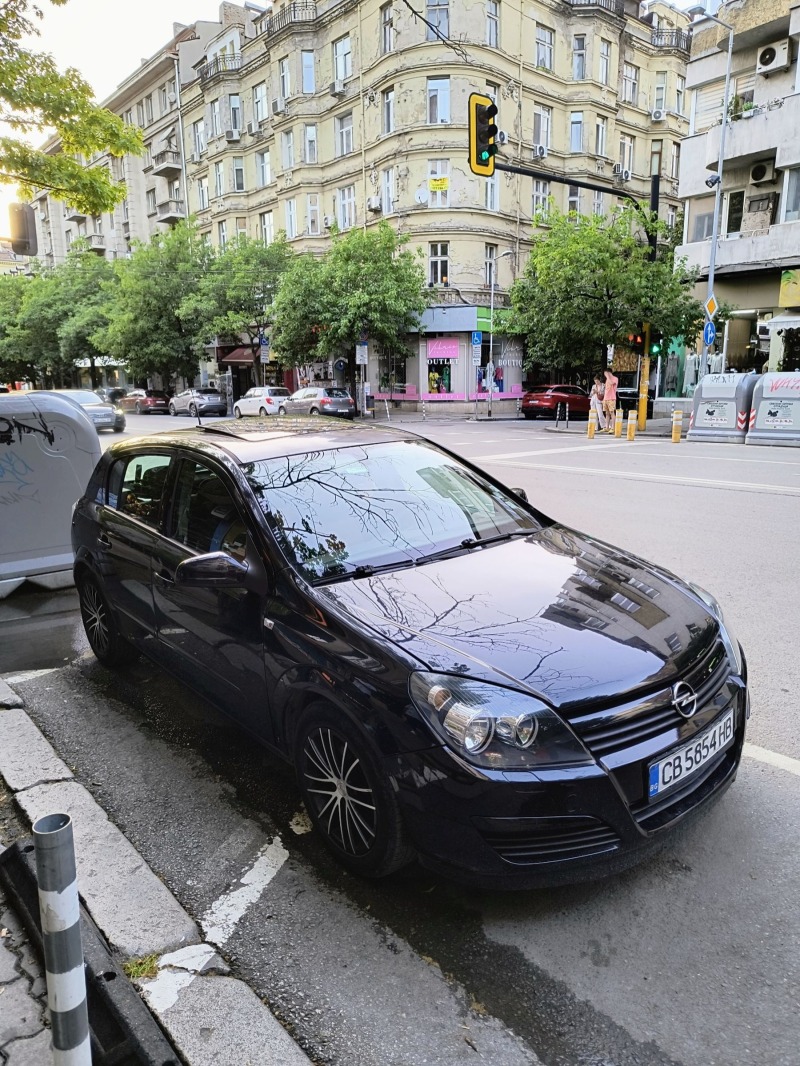 Opel Astra 1.4i, снимка 1 - Автомобили и джипове - 46147619