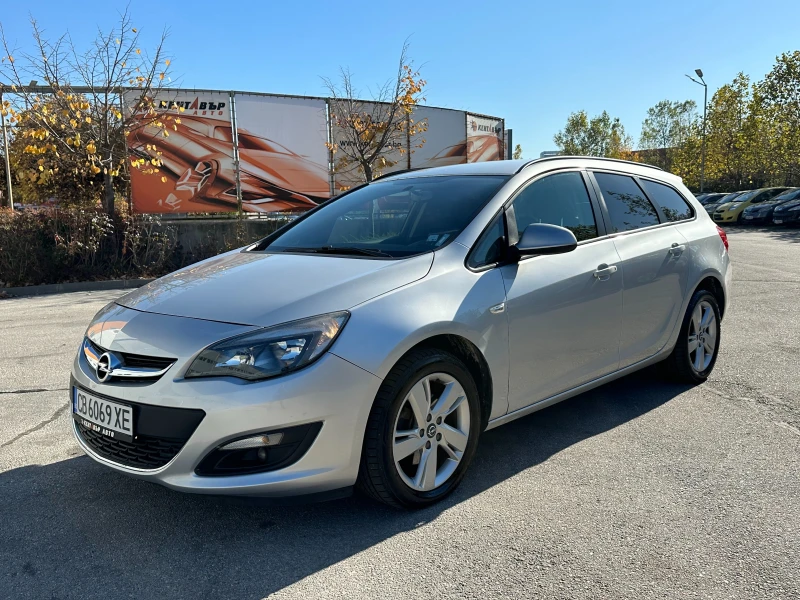 Opel Astra 1.7CDTI 110к.с. Facelift, снимка 1 - Автомобили и джипове - 47878090