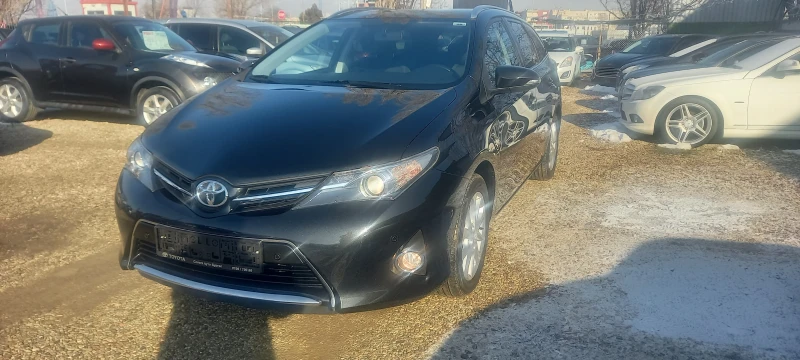 Toyota Auris 1.6 i 132.навигация камера , снимка 1 - Автомобили и джипове - 48516444