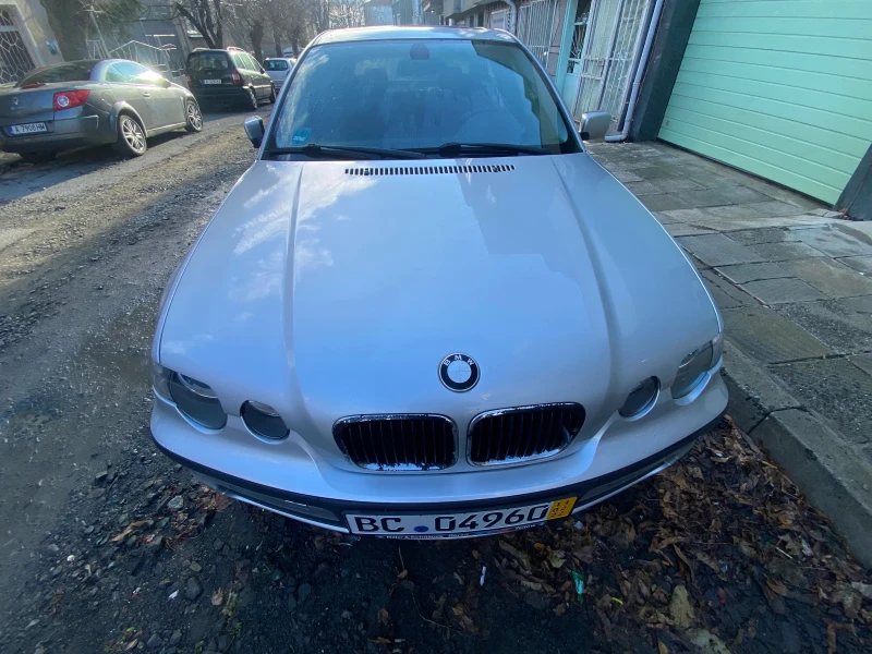 BMW 318 Benzin 2.0, снимка 1 - Автомобили и джипове - 48729883