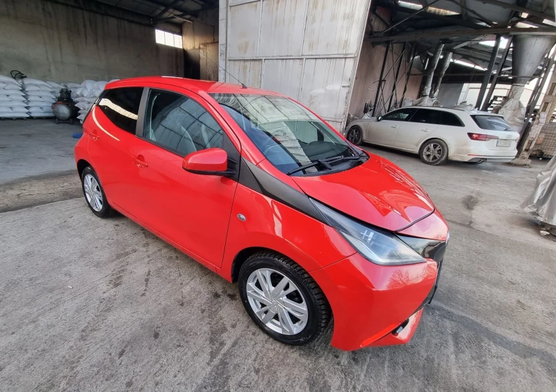 Toyota Aygo, снимка 7 - Автомобили и джипове - 48759334