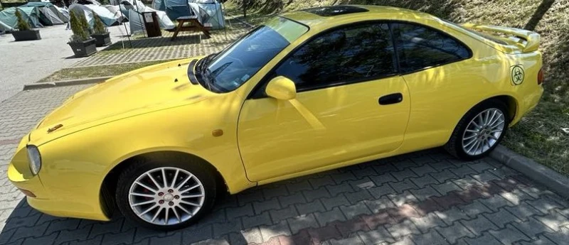 Toyota Celica 1.8, снимка 4 - Автомобили и джипове - 52335821