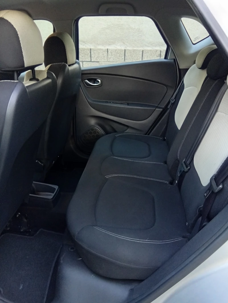 Renault Captur 1.5 DCI FACE LED EU 6, снимка 12 - Автомобили и джипове - 52230095