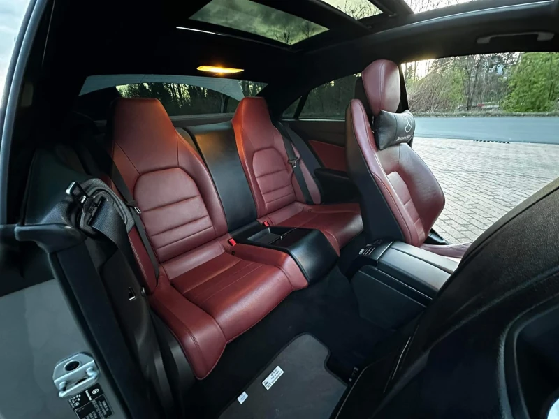 Mercedes-Benz E 220, снимка 10 - Автомобили и джипове - 51896033