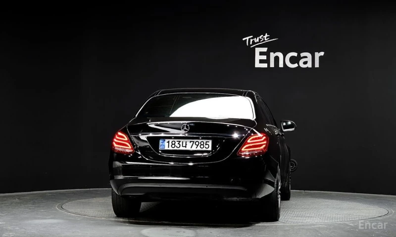 Mercedes-Benz C 200, снимка 4 - Автомобили и джипове - 52971929