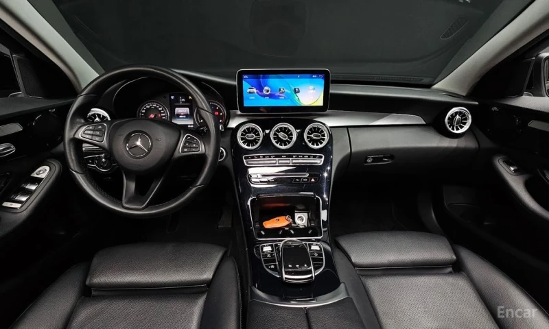Mercedes-Benz C 200, снимка 7 - Автомобили и джипове - 52971929