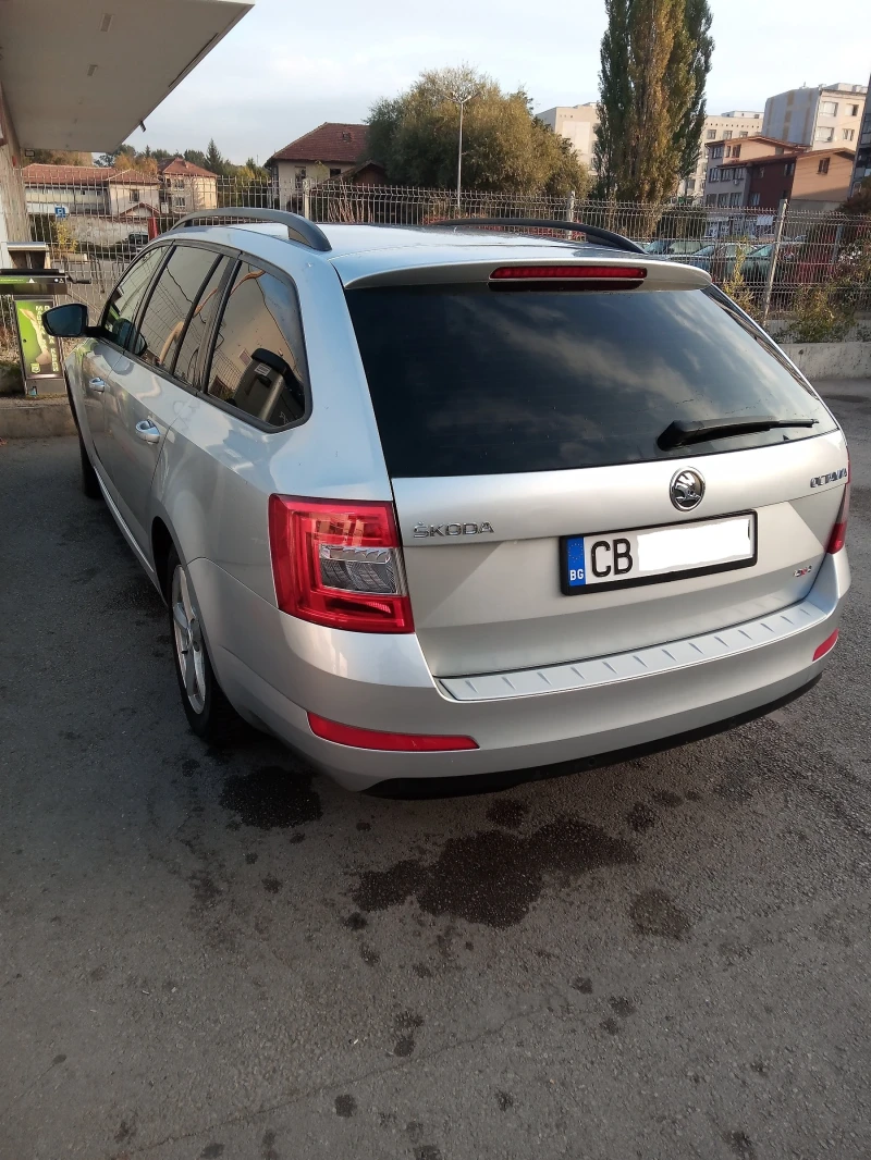 Skoda Octavia, снимка 2 - Автомобили и джипове - 52976764