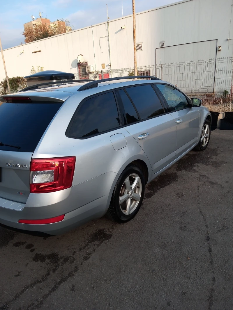 Skoda Octavia, снимка 4 - Автомобили и джипове - 52976764