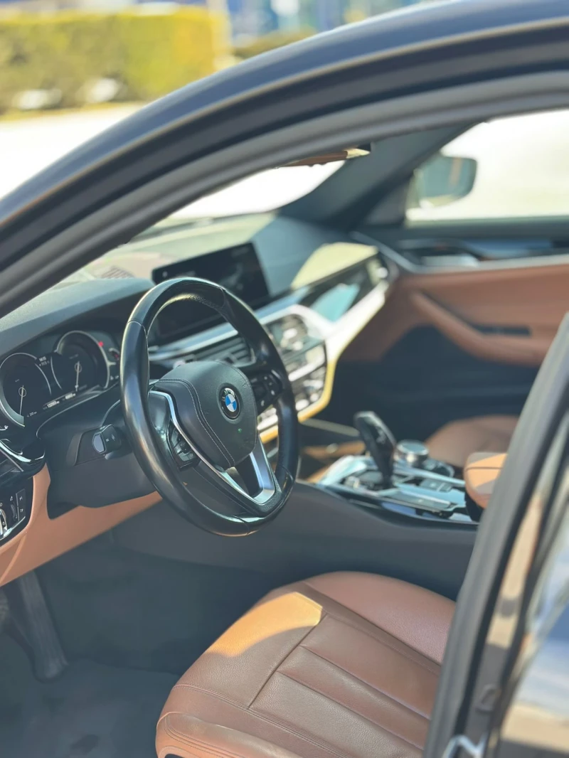 BMW 520 G30 , снимка 7 - Автомобили и джипове - 53476111